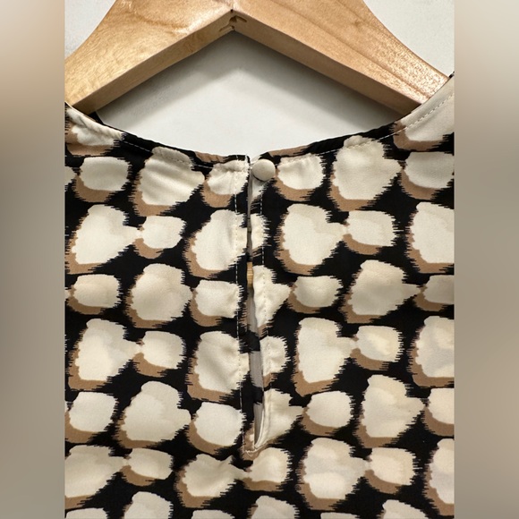 Banana Republic tank blouse in cream and black, size XS - Picture 8 of 8